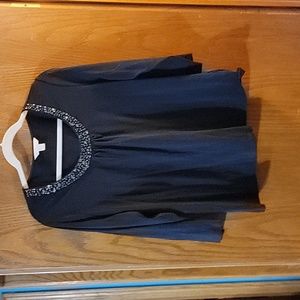 Laura Ashley embellished top in sz L.